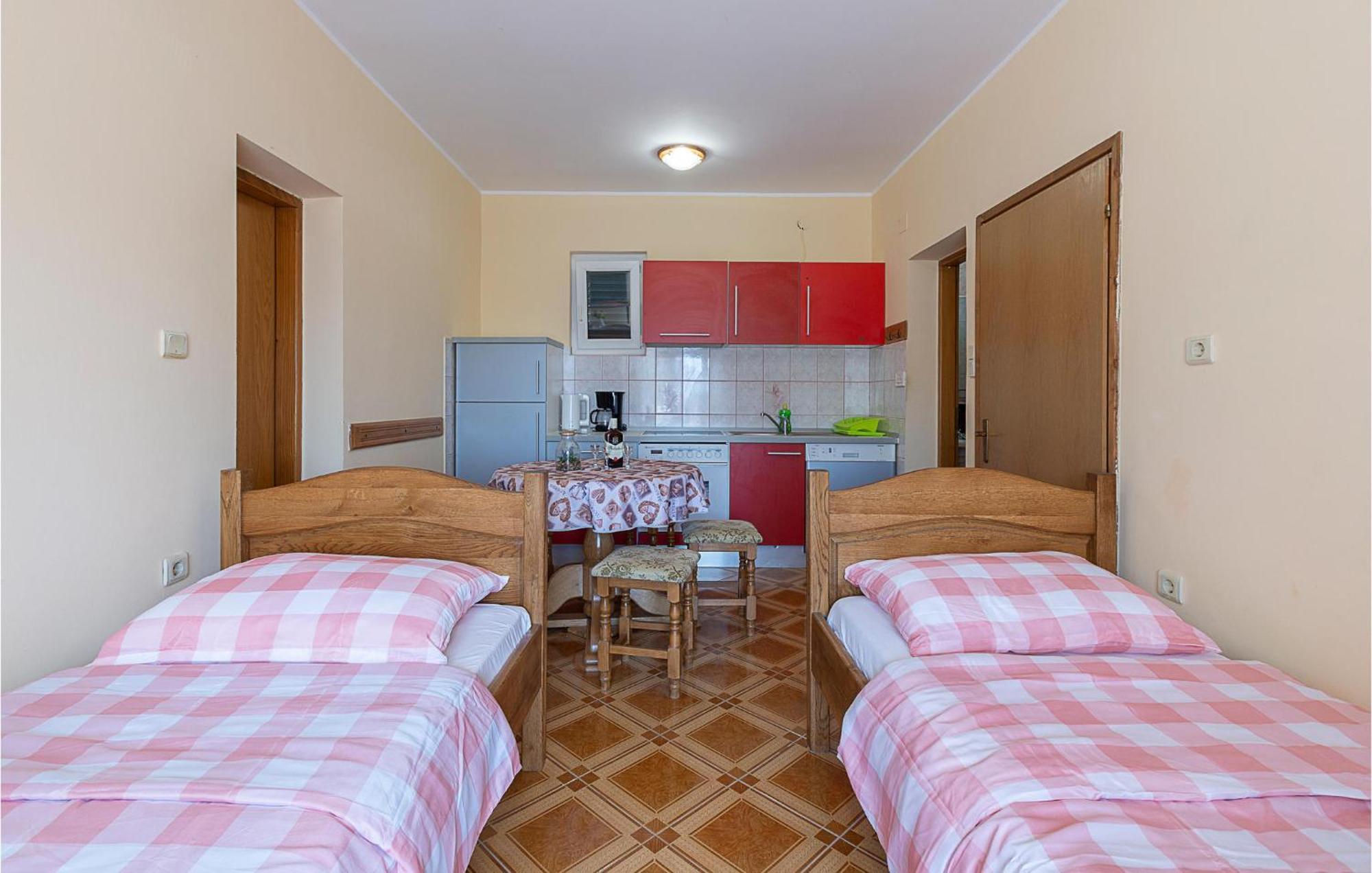 Gorgeous Apartment In Betiga With Wifi Barbariga Εξωτερικό φωτογραφία